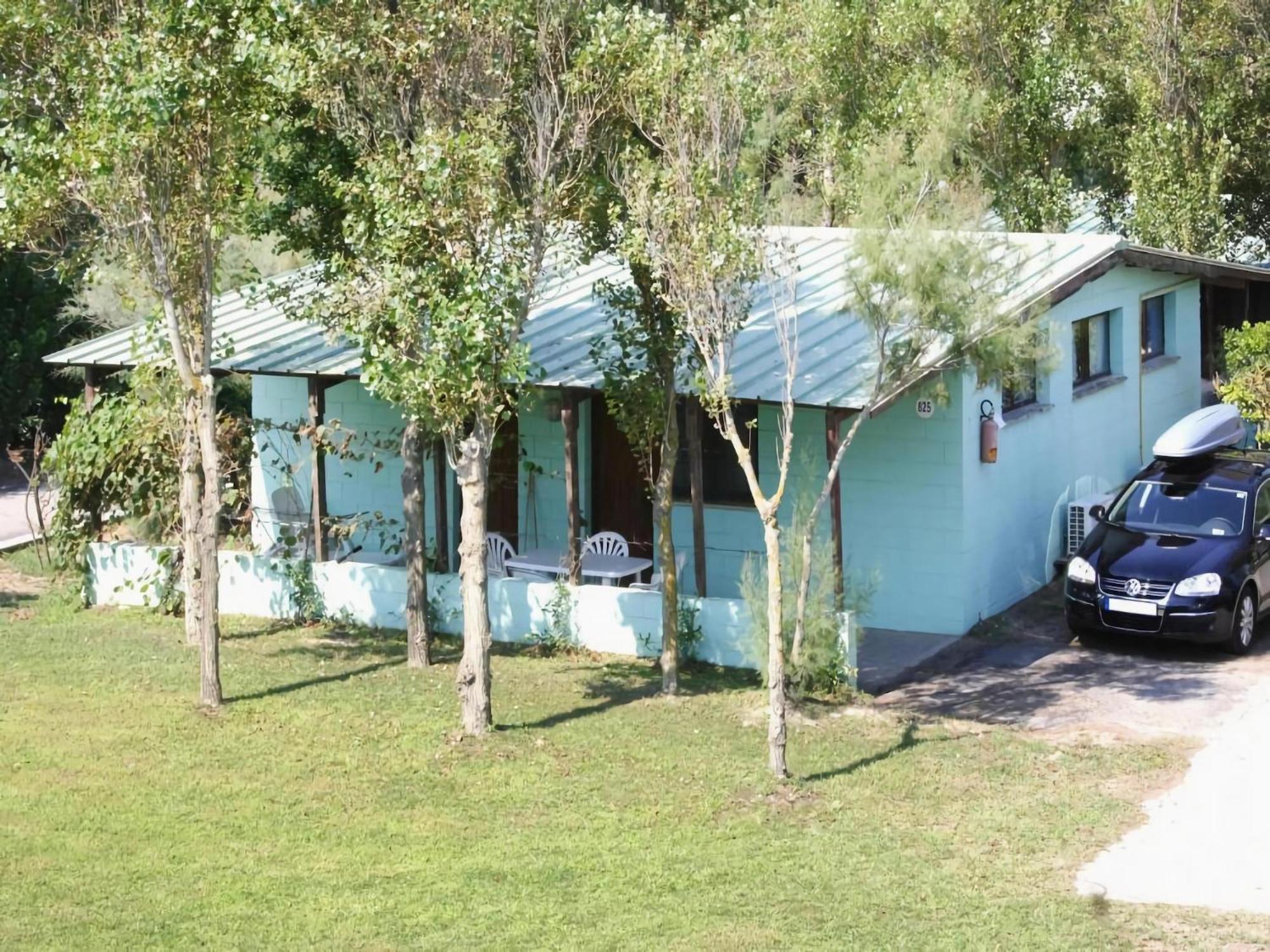 Resort Rosapineta Sud In Розоліна-Маре Екстер'єр фото